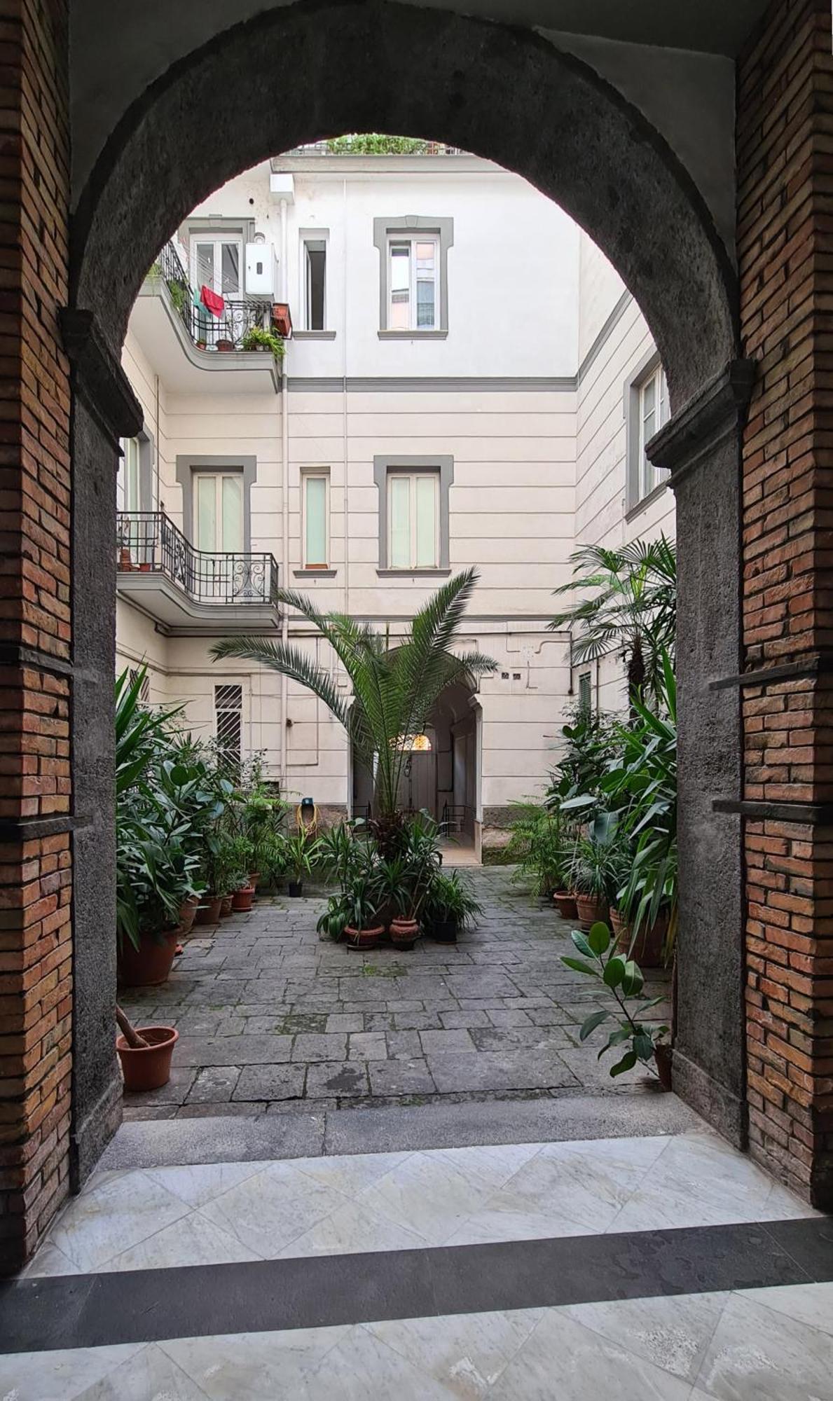 ホテル Palazzo Il Convento ナポリ エクステリア 写真