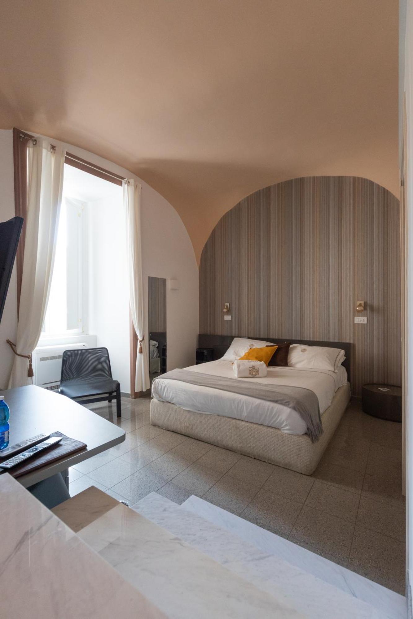 ホテル Palazzo Il Convento ナポリ エクステリア 写真