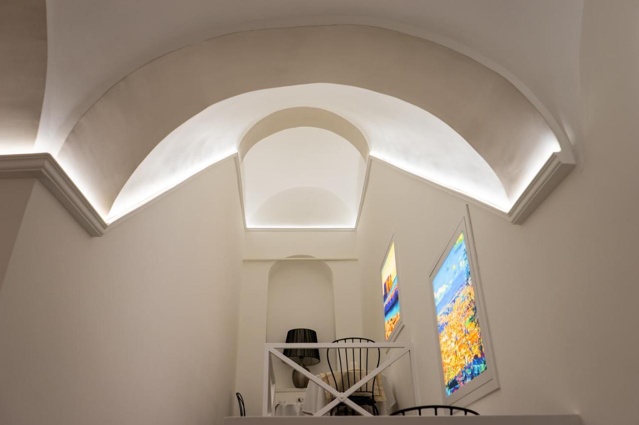 ホテル Palazzo Il Convento ナポリ エクステリア 写真